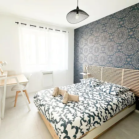 Coliving - Wifi - Tv - Proche Tram - L'escale Partagee Gasthof *