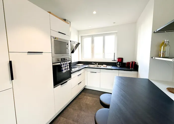 Coliving - Wifi - Tv - Proche Tram - L'escale Partagee