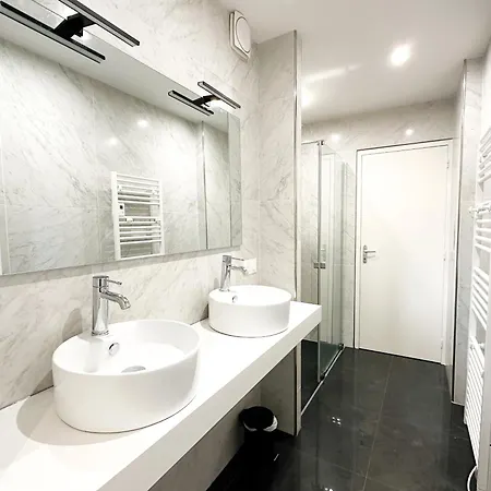 Maison d'hôtes Coliving - Wifi - Tv - Proche Tram - L'escale Partagee